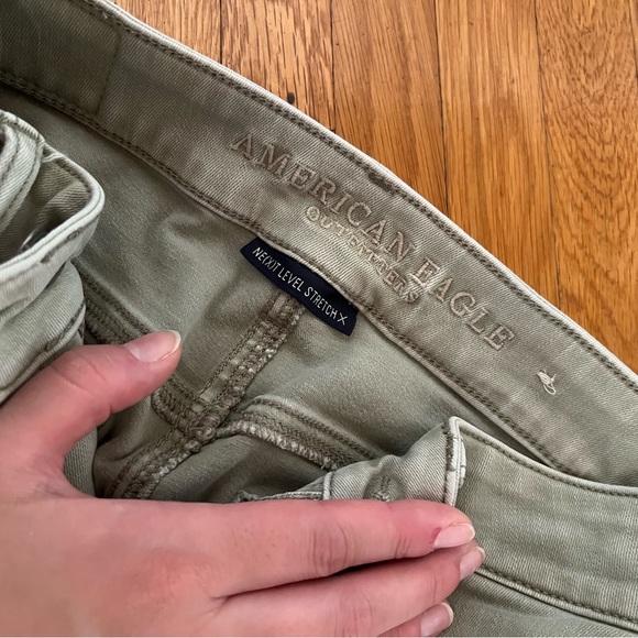 American Eagle Grey High Rise Jegging Jean - Picture 4 of 5